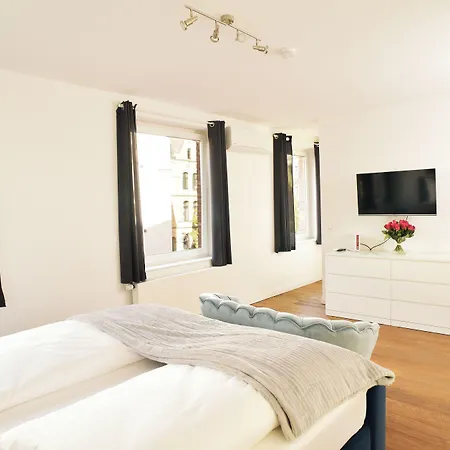 Victoria Altstadt Boardinghouse 3*